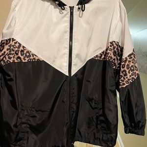 Size 1x cheetah wind breaker jacket